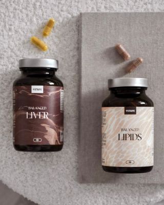 Podzim je tu! A dnes už to můžeme říct s jistotou. 🍁 Světlo se láme, dny se krátí a tělo přepíná rytmus: zpomaluje...